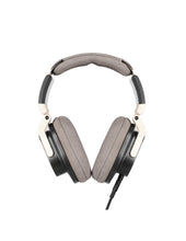 Cargar imagen en el visor de la galería, Austrian Audio The Arranger
