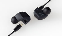 Cargar imagen en el visor de la galería, Final Audio Design A3000 - Reacondicionado
